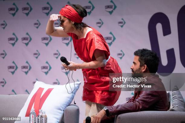 Parker Posey and Ignacio Serricchio attend a conference during the ConqueCon Queretaro 2018 at Queretaro Centro de Congresos on May 04, 2018 in...