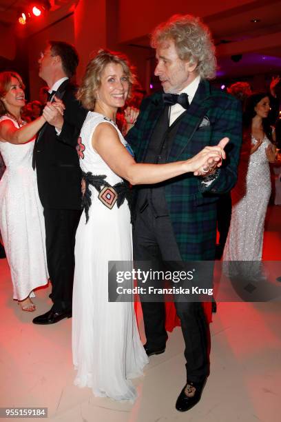 Valerie Niehaus and Thomas Gottschalk during the Rosenball charity event at Hotel Intercontinental on May 5, 2018 in Berlin, Germany.