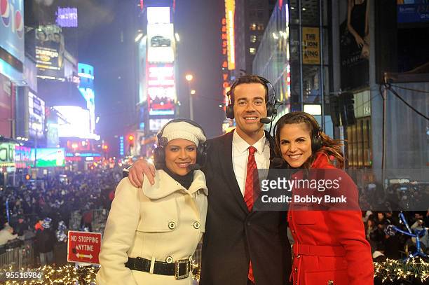 Alison Stewart, Carson Daly and Natalie Morales hosts New Year's Eve 2010 With Carson Daly in Times Square on December 31, 2009 in New York City.