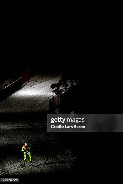 Petra Majdic of Slovenia competes during the Women's 2,5km Prologue of the FIS Tour De Ski at the DKB Arena on January 1, 2010 in Oberhof, Germany.