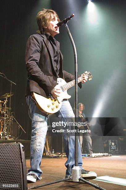 John Rzeznik of The Goo Goo Dolls performs at the SoundBoard at the Motor City Casino on December 31, 2009 in Detroit, Michigan.