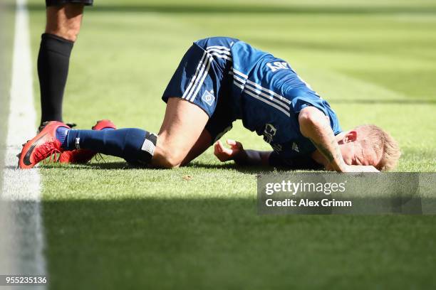 Lewis Holtby of Hamburg reacts during the Bundesliga match between Eintracht Frankfurt and Hamburger SV at Commerzbank-Arena on May 5, 2018 in...