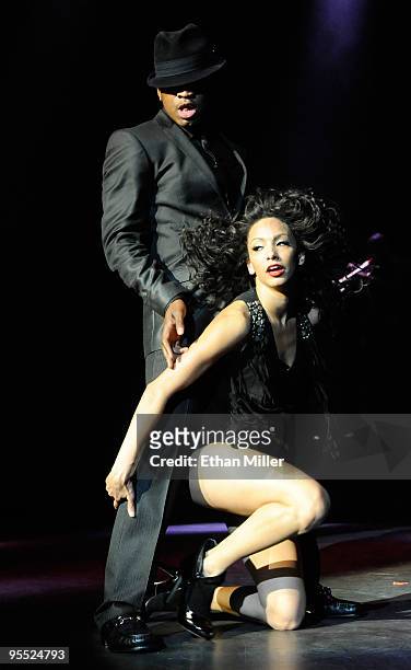 Singer/songwriter Ne-Yo performs with dancer Lisa Rosenthal at The Pearl concert theater at the Palms Casino Resort January 1, 2010 in Las Vegas,...
