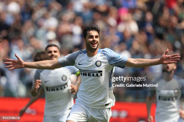 Andrea Ranocchia of FC Internazionale celebrates after scoring a goal during the serie A match between Udinese Calcio and FC Internazionale at Stadio...