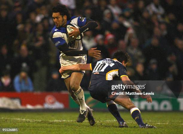 Nicky Little of Bath breaks the tackle from Joe Ford of Leeds during the Guinness Premiership match between Leeds Carnegie and Bath at Headingley...