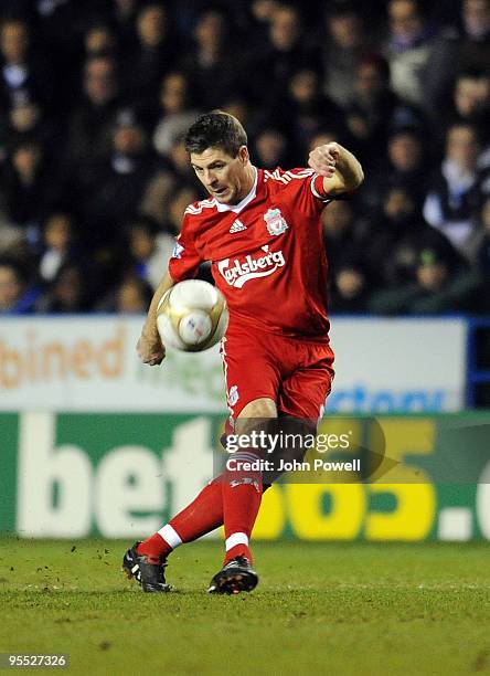 Steven Gerrard of Liverpool scores the equalizing goal during the FA Cup 3rd round match between Reading and Liverpool at the Madejski Stadium, on...