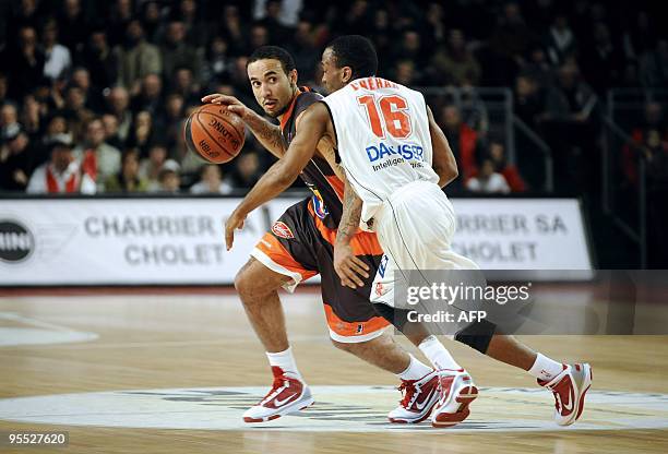 Jon Linehan 135 John Linehan (Basketball) Stock Photos, High-Res Pictures, and ...
