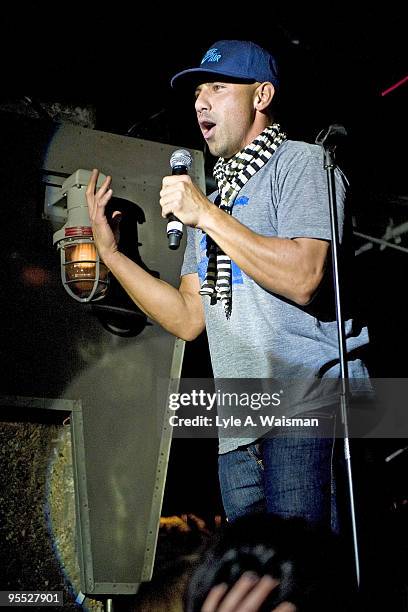 Club owner Billy Dec introduces Leighton Meester's performance at The Underground on January 1, 2010 in Chicago, Illinois.