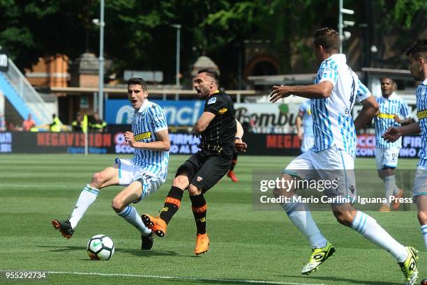 Vittorio Parigini of Benevento Calcio in action during the serie A match between Spal and Benevento Calcio at Stadio Paolo Mazza on May 6, 2018 in...