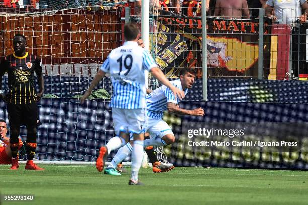 Akberto Paloschi of Spal celebrates after scoring the opening goal during the serie A match between Spal and Benevento Calcio at Stadio Paolo Mazza...