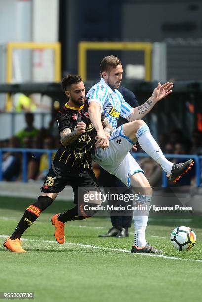 Jasmin Kurtic of Spal in action during the serie A match between Spal and Benevento Calcio at Stadio Paolo Mazza on May 6, 2018 in Ferrara, Italy.