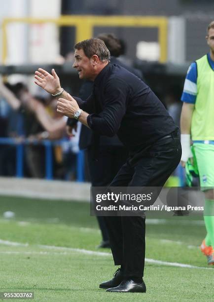 Leonardo Semplici head coach of Spal reacts during the serie A match between Spal and Benevento Calcio at Stadio Paolo Mazza on May 6, 2018 in...