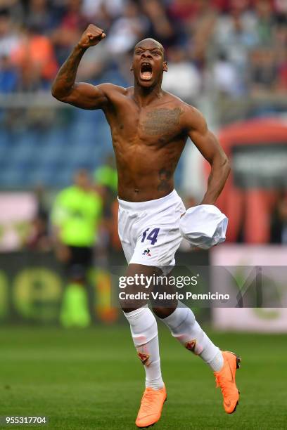 Bryan Dabo of ACF Fiorentina celebrates a goal during the serie A match between Genoa CFC and ACF Fiorentina at Stadio Luigi Ferraris on May 6, 2018...