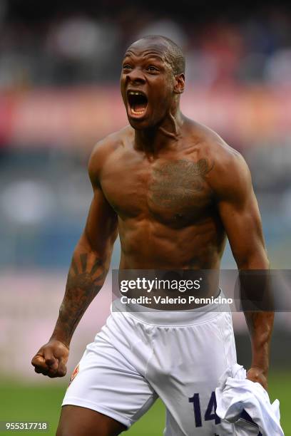 Bryan Dabo of ACF Fiorentina celebrates a goal during the serie A match between Genoa CFC and ACF Fiorentina at Stadio Luigi Ferraris on May 6, 2018...