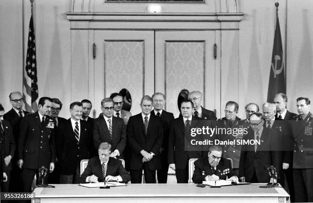 Jimmy Carter and Leonid Brezhnev signing the Salt II treaty .