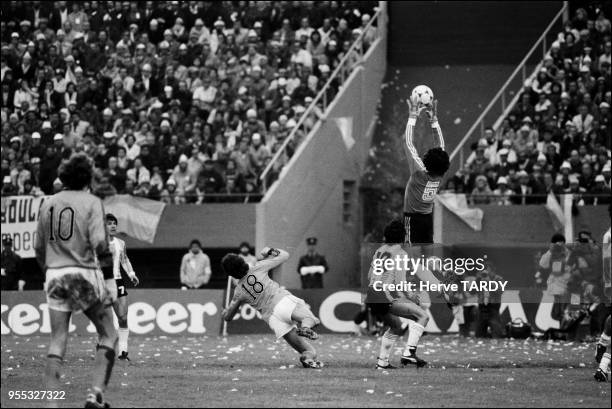 Jun 25 Buenos Aires Argentina v Netherlands 3-1 .