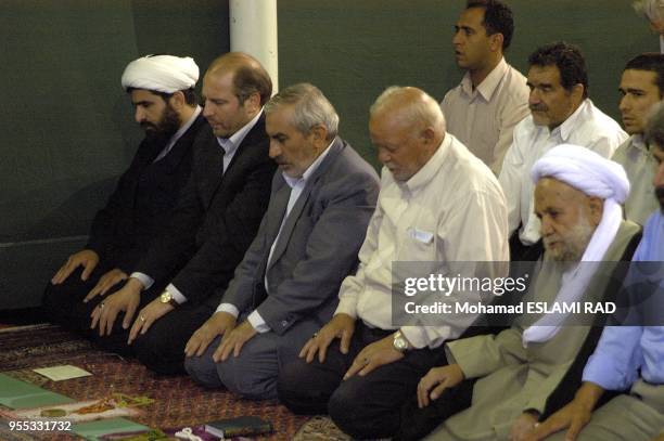 Presidential condidate Mohammad Bagher Ghalibaf praying in the Saeedi Mosque in Qum.