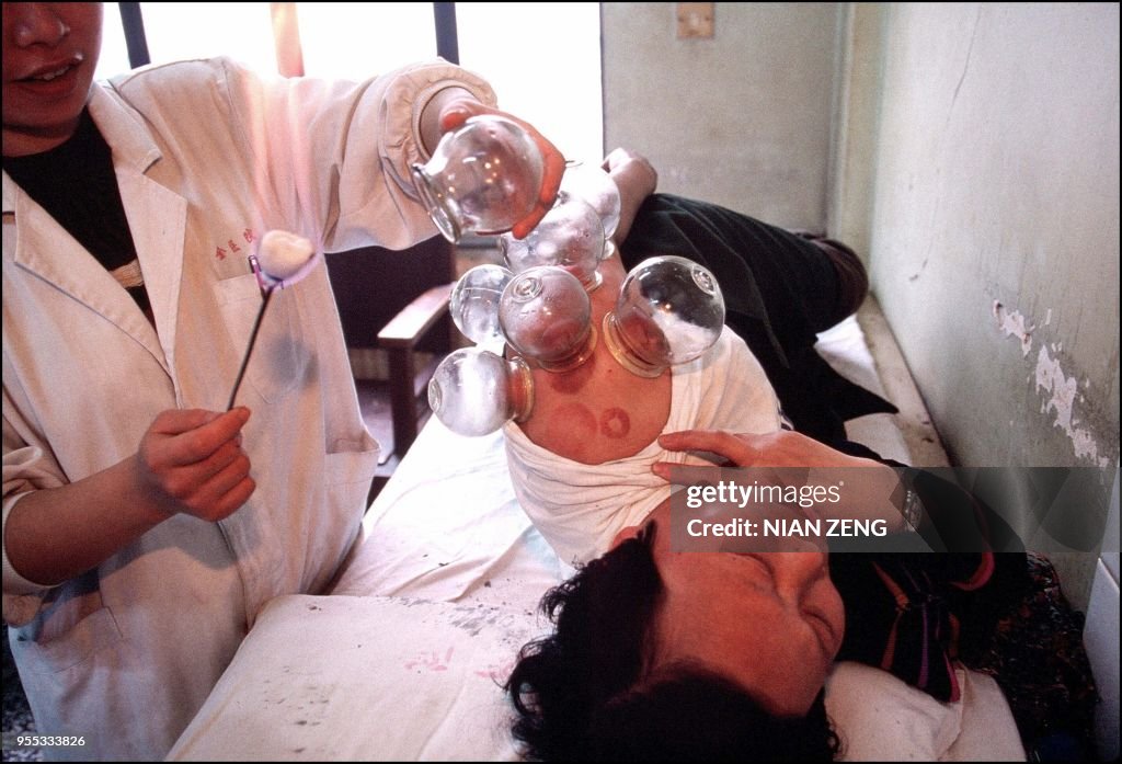MEDECINE MODERNE/MEDECINE TRADITIONNELLE EN CHINE
