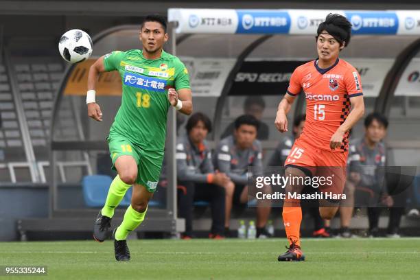 Andrew Kumagai of JEF United Chiba in action during the J.League J2 match between Omiya Ardija and JEF United Chiba at Nack 5 Stadium Omiya on May 6,...