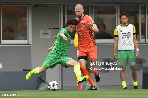 Robin Simovic 715 Simovic Stock Photos, High-Res Pictures, and Images - Getty Images