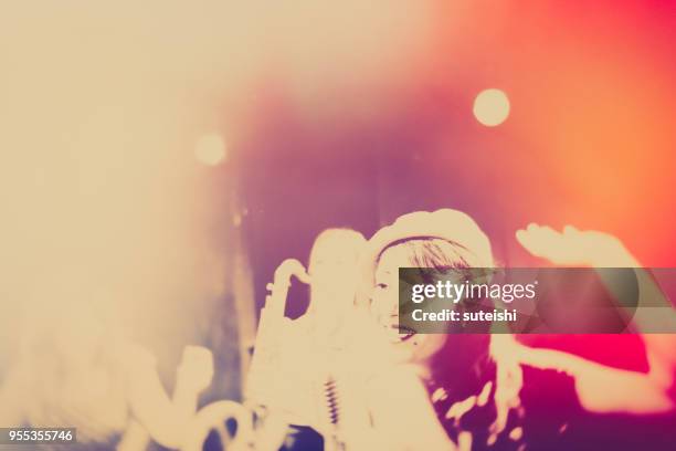 the long night of chanson d'amour - capital cities band stock pictures, royalty-free photos & images