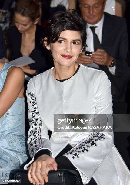 Actrice française Audrey Tautou au premier rang lors du défilé de mode de la pré-collection d'automne 2015 'Esprit Dior' au Ryogoku Kokugikan le 11...