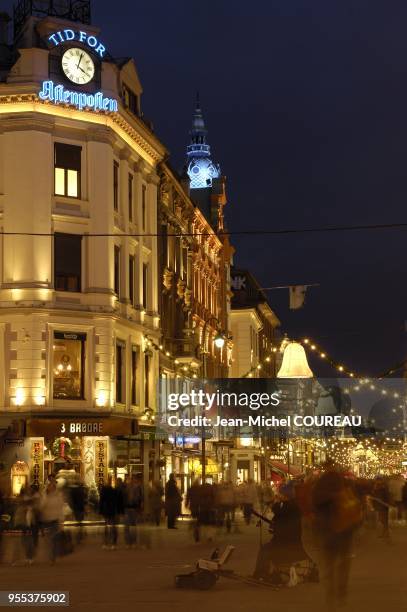 Rue commercante du centre ville d'Oslo.