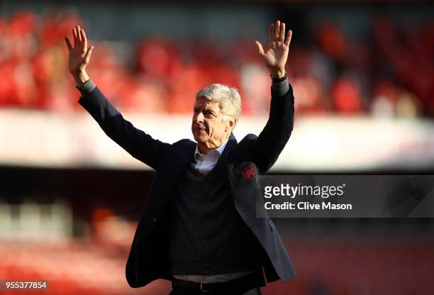 Arsene Wenger, Manager of Arenal shows appreciation to the fans after the Premier League match between Arsenal and Burnley at Emirates Stadium on May...