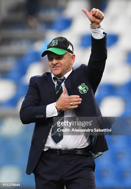 Giuseppe Iachini head coach of US Sassuolo celebrates their victory after the serie A match between US Sassuolo and UC Sampdoria at Mapei Stadium -...