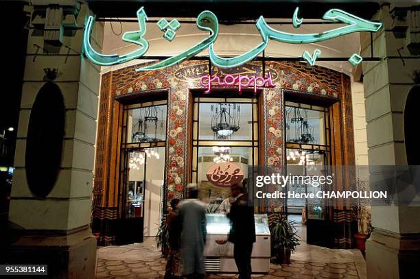 Groppi Building 148 Groppi Stock Photos, High-Res Pictures, and Images - Getty Images