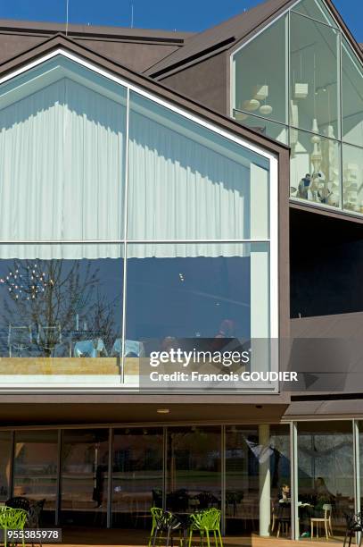 VitraHaus élément du Vitra Campus dessiné par les architectes suisses Herzog et de Meuron, Charles-Eames-Str2 à Weil am Rhein le 6 avril 2010,...