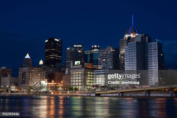 night view of downtown pittsburgh skyline - allegheny river stock pictures, royalty-free photos & images
