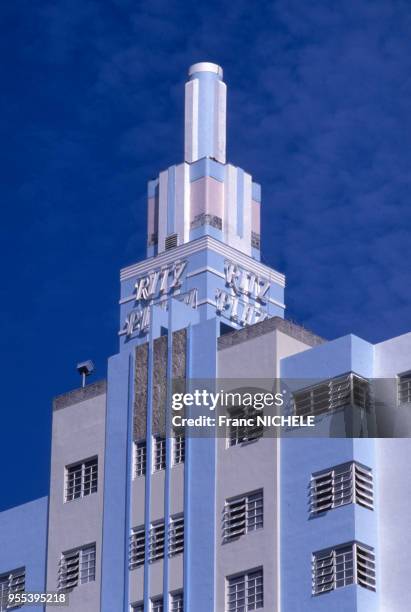 Immeuble d'architecture art déco dans le quartier du Miami Beach Architectural District, en Floride, Etats-Unis.