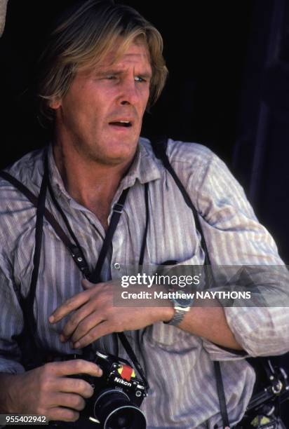 Nick Nolte dans le rôle d'un reporter de guerre en pleine guerre civile au Nicaragua dans le film 'Under Fire' en août 1983, tourné au Nicaragua et...