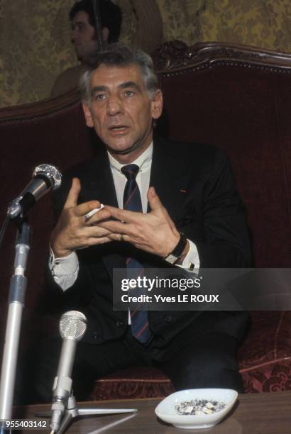 Portrait de Leonard Bernstein dans les années 70, Paris, France. Circa 1970.