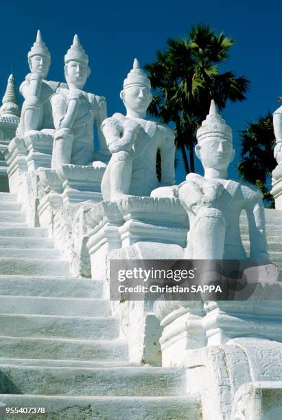 Sculptures de la pagode de Settawaya, Mingun près de Mandalay, Birmanie .