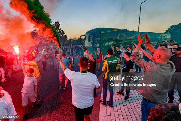 Players bus of ADO Den Haag arrives at the stadium after the victory and qualification for the play offs during the Dutch Eredivisie match between...