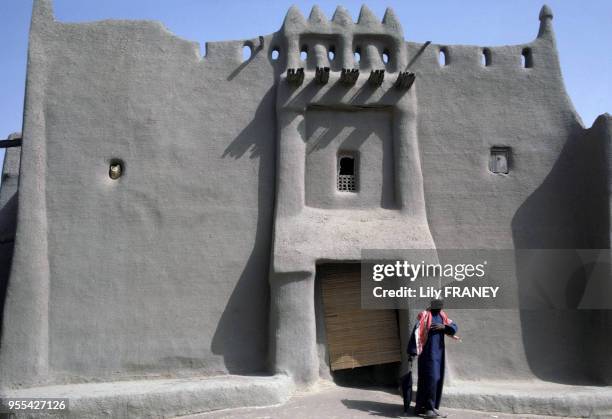 Façade dune maison traditionnelle à Djenné au Mali.