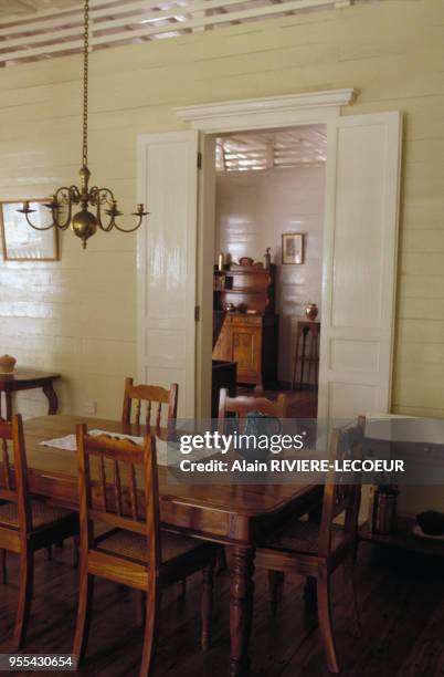 Intérieur d'une maison créole typique à Mahé, Seychelles.