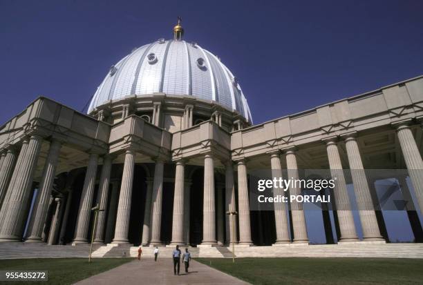 Basilique Notre-Dame de la Paix à Yamoussoukro, en Côte d'Ivoire.