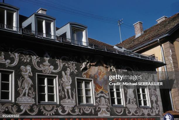 Façade peinte d'une maison ancienne de Garmisch-Partenkirchen, Allemagne.