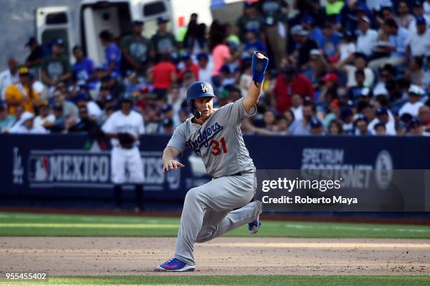 Joc Pederson of the Los Angeles Dodgers runs the bases during the game against the San Diego Padres at Estadio de Béisbol Monterrey on Sunday, May 6,...