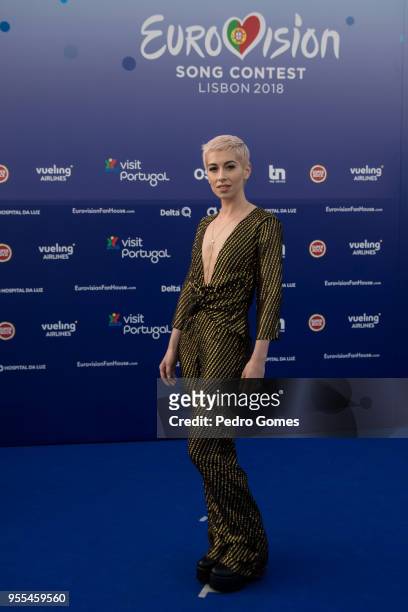 SuRie of United Kingdom attends the red carpet before the Eurovision private party on May 6, 2018 in Lisbon, Portugal.