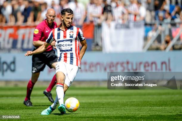 Ismail Azzaoui of Willem II during the Dutch Eredivisie match between Willem II v Vitesse at the Koning Willem II Stadium on May 6, 2018 in Tilburg...