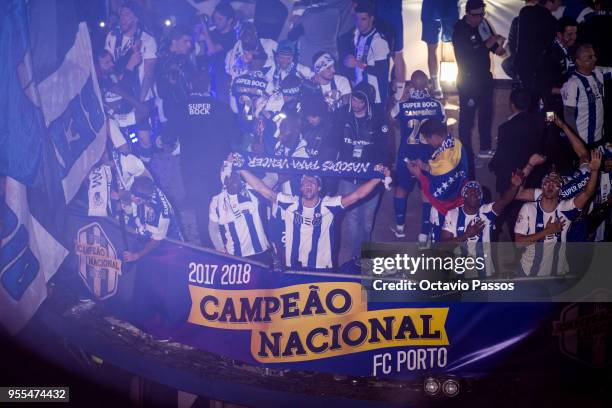 Porto players and coaching staff celebrate winning the title after the Primeira Liga match between FC Porto and Feirense at Estadio do Dragao on May...
