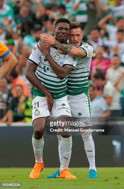 Djaniny Tavares of Santos celebrates after scoring the second goal of his team during the quarter finals second leg match between Santos Laguna and...