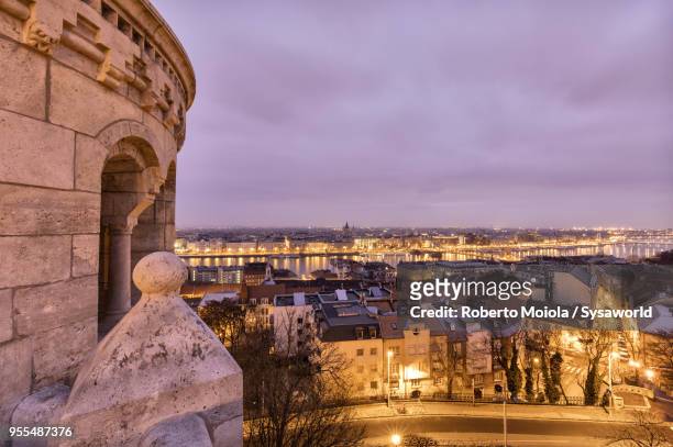 fisherman's bastion, budapest - fishermen's bastion stock pictures, royalty-free photos & images