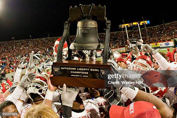 124 Liberty Bowl Trophy Stock Photos, HighRes Pictures, and Images