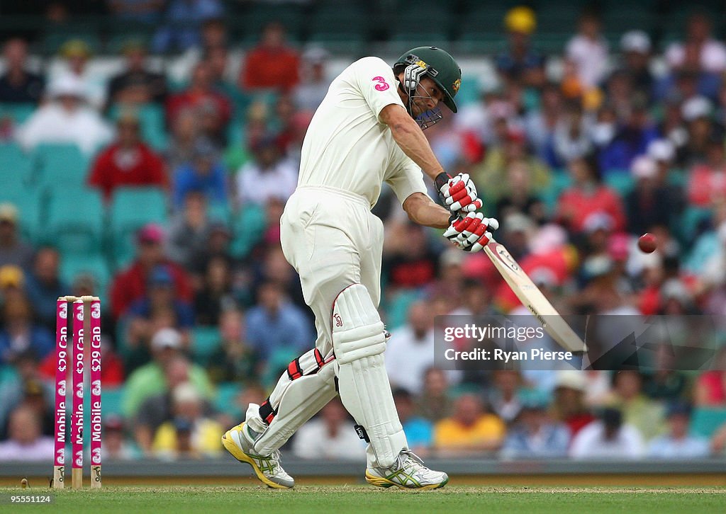 Second Test - Australia v Pakistan: Day 1