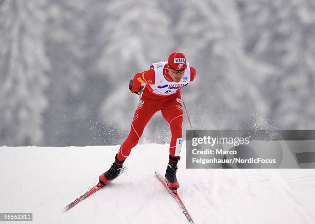 Johnny Spillane of the USA competes in the Gundersen 10km Cross Country event during day two of the FIS Nordic Combined World Cup on January 3, 2010...